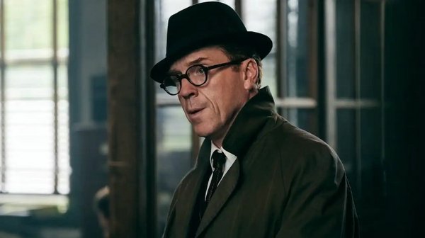 Шпион среди друзей